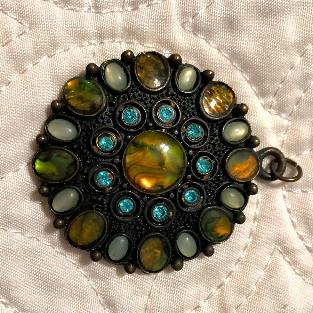 Pendant